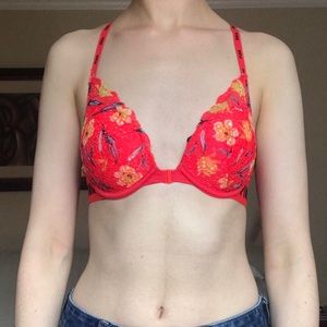 Victoria Secret PINK underwire flower lace bra